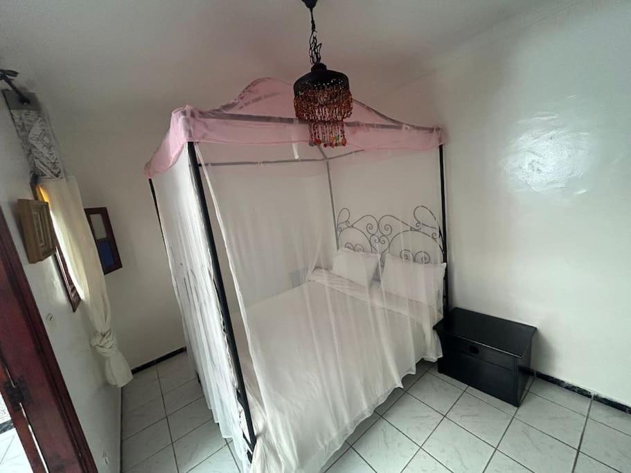 Appartamento & 4 Bedrooms With Pool Views *