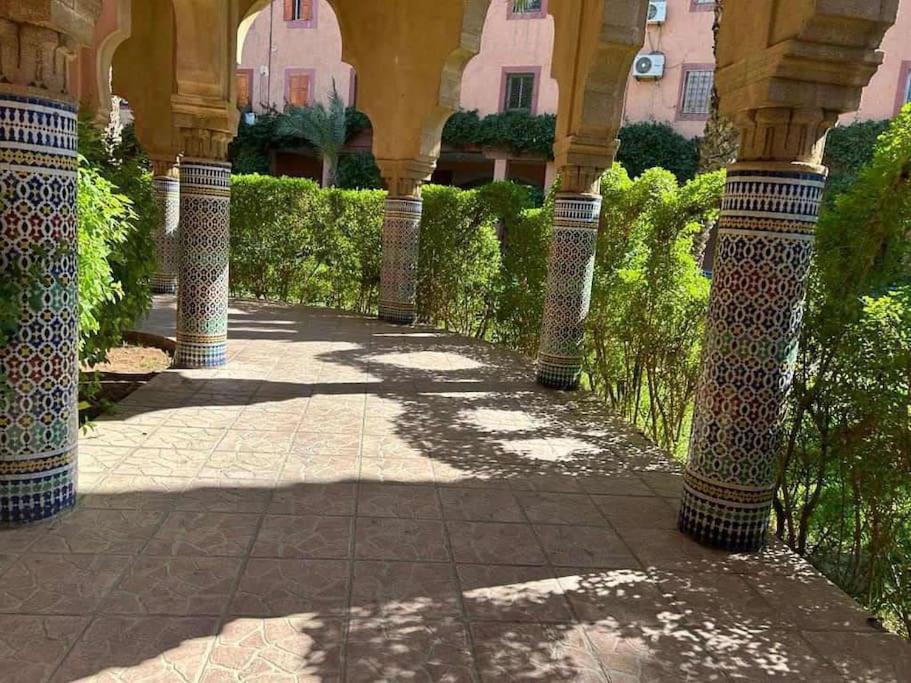 Appartamento & 4 Bedrooms With Pool Views Marrakesh