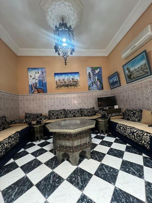 Appartamento & 4 Bedrooms With Pool Views *
